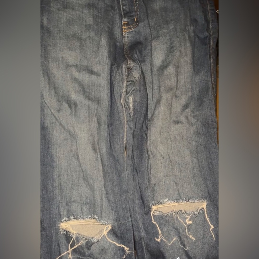 Medium wash distressed jeans